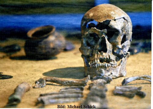 Hilfe durch die Arch�ologen!