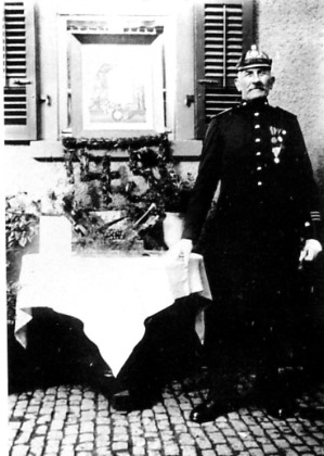 Vom Feuerwehrhauptmann - 1932