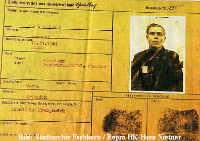 Karteikarte eines Zivilarbeiters aus der SU